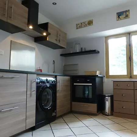 Eau Vive Apartment